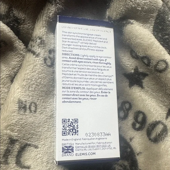 ELEMIS Peptide4 Eye Cream - White and Blue Packaging - Picture 3 of 7